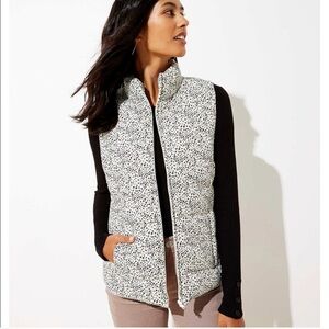 LOFT Women's Animal Print‎ Leopard Patterned White Puffer Vest Large